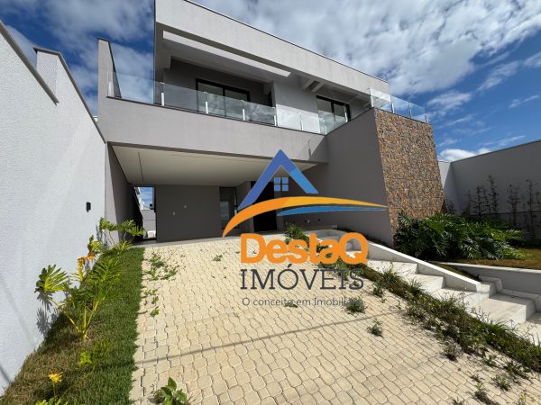 CASA 04 QUARTOS CONDOMINIO GOLDEN CLASS