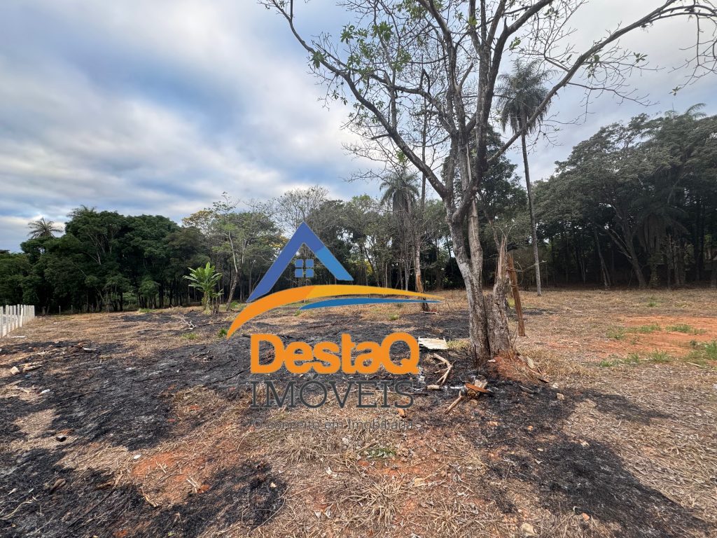 LOTE COMERCIAL BAIRRO CAMPINHO LOTE COMERCIAL BAIRRO CAMPINHO