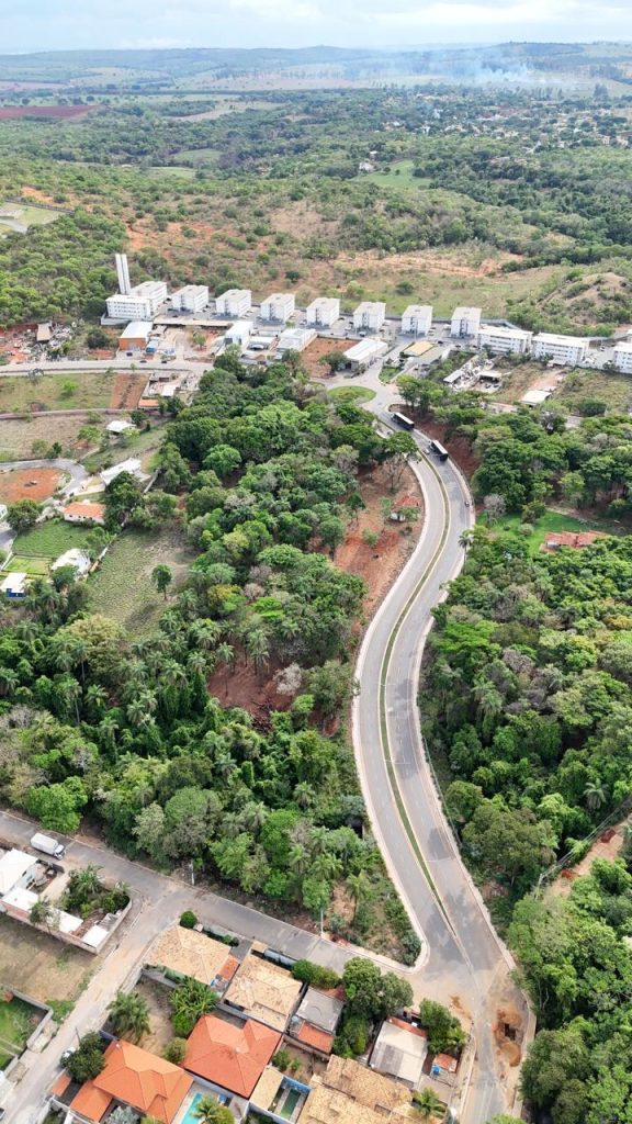 LOTE COMERCIAL BAIRRO CAMPINHO LOTE COMERCIAL BAIRRO CAMPINHO