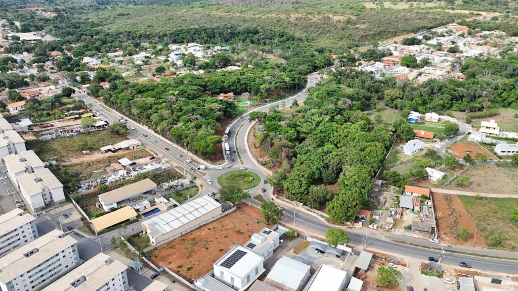 LOTE COMERCIAL BAIRRO CAMPINHO LOTE COMERCIAL BAIRRO CAMPINHO